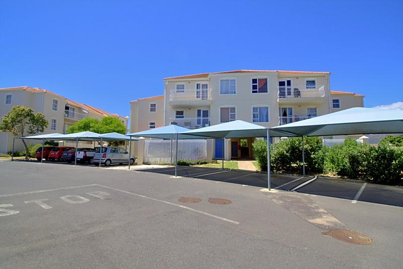 To Let 2 Bedroom Property for Rent in Gordons Bay Central Western Cape